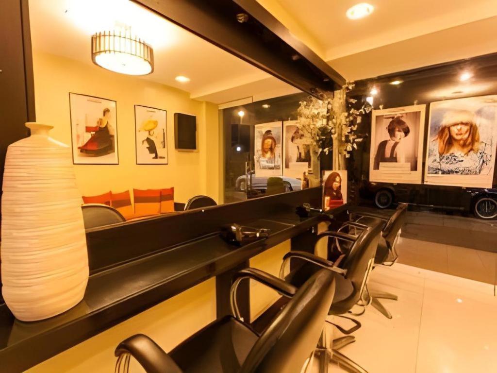 L Square Hotel Tarlac City Εξωτερικό φωτογραφία