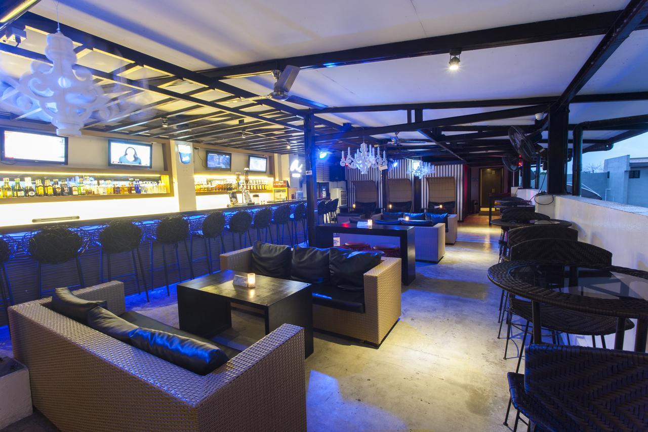 L Square Hotel Tarlac City Εξωτερικό φωτογραφία