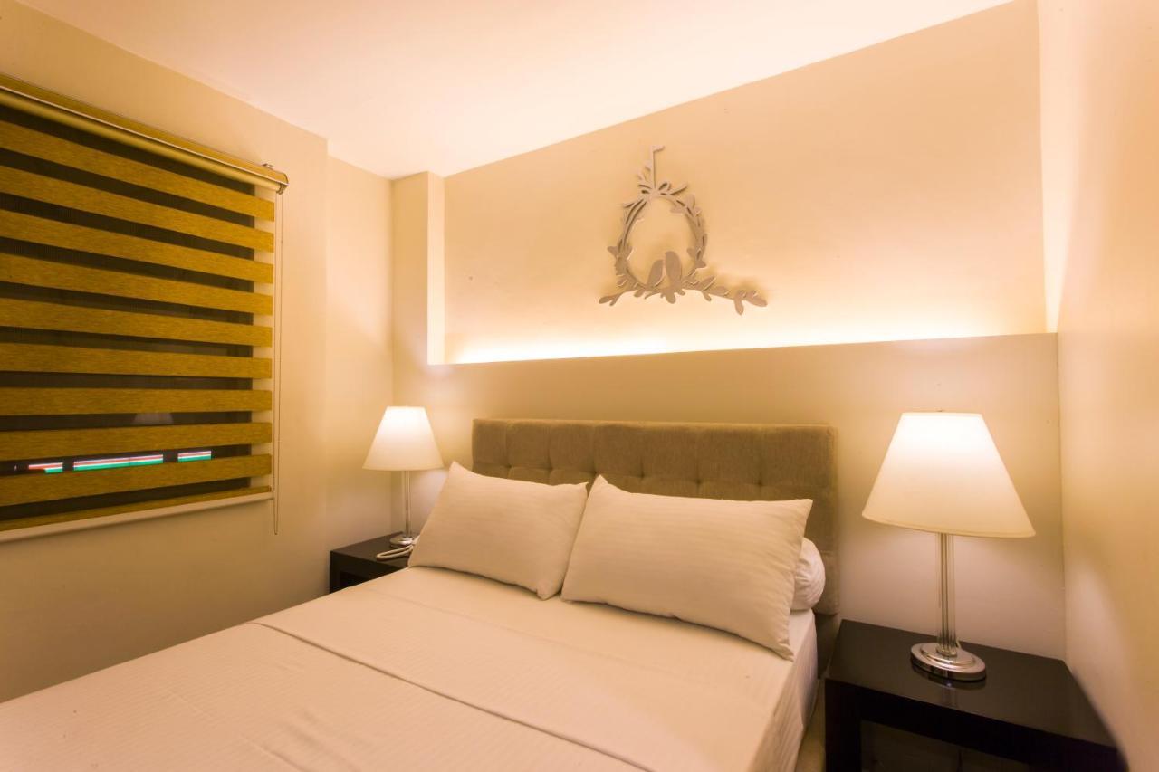 L Square Hotel Tarlac City Εξωτερικό φωτογραφία